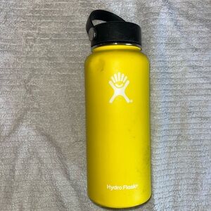 Hydro Flask Bright Yellow Bottle with Black Lid